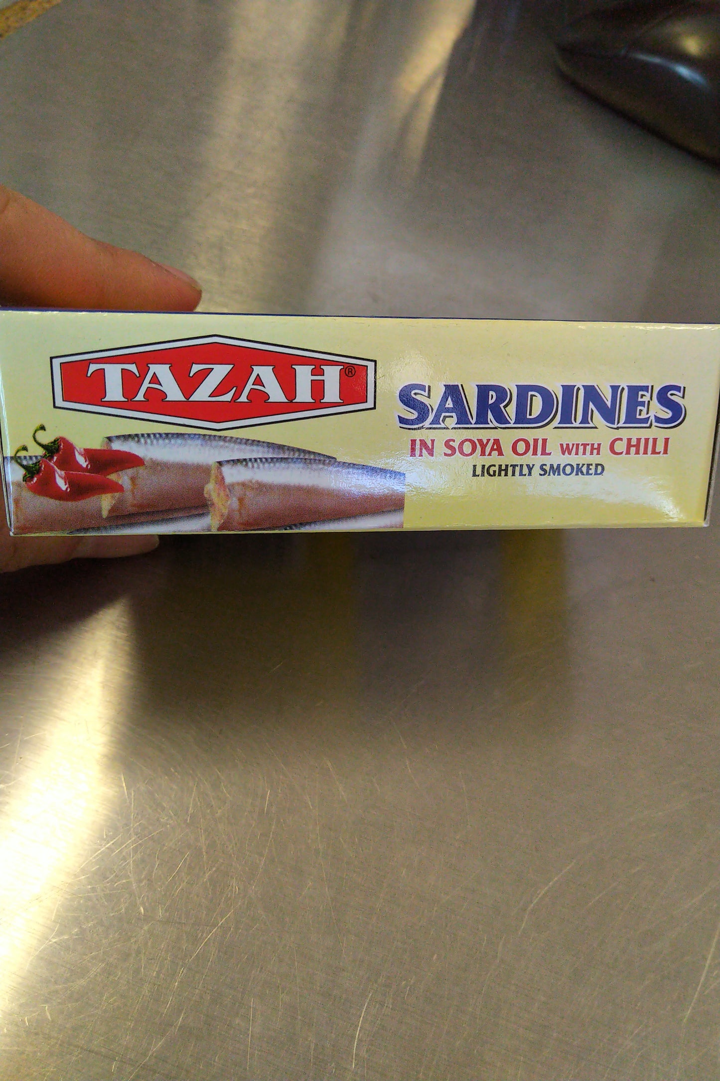 Tazah Sardines In Soya Oil with Chili Hot Lightly Smoked 4.5oz